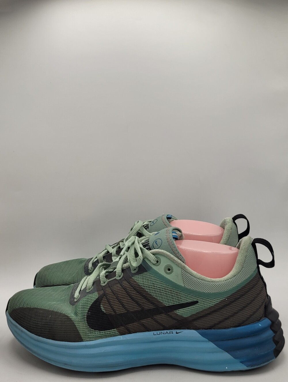 Nike Lunar Roam in the Steam/Dutch Green/Smokey colorway Men Size 10